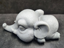 Load image into Gallery viewer, Elephant Wax Melt
