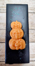 Load image into Gallery viewer, Pumpkin Break Me Bar
