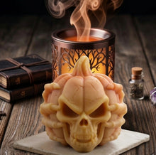 Load image into Gallery viewer, Pumpkin/Skull Wax Melts

