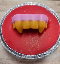 Load image into Gallery viewer, Rotten Dracula Teeth Souffle
