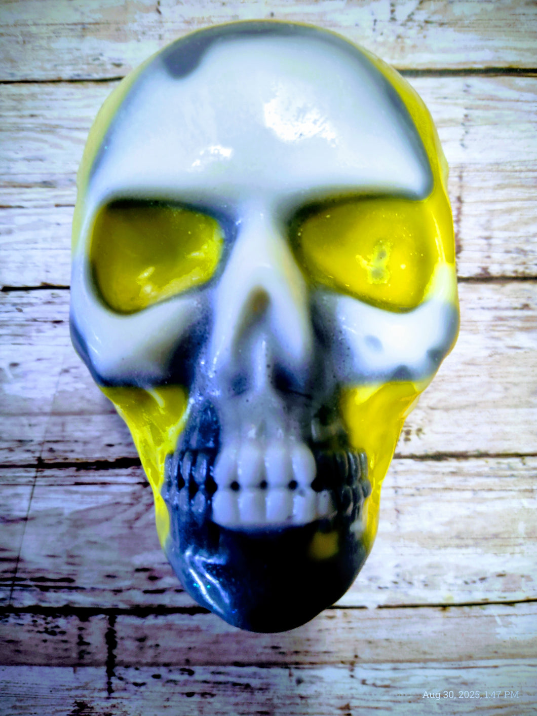Large Skull Wax Melt