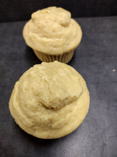 Load image into Gallery viewer, Muffins, Wax Melts, Wax Tarts, Soy blended, Fake Food, Bakery, Food Shaped
