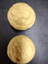 Load image into Gallery viewer, Muffins, Wax Melts, Wax Tarts, Soy blended, Fake Food, Bakery, Food Shaped
