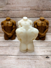 Load image into Gallery viewer, Mans Chest Wax Melt
